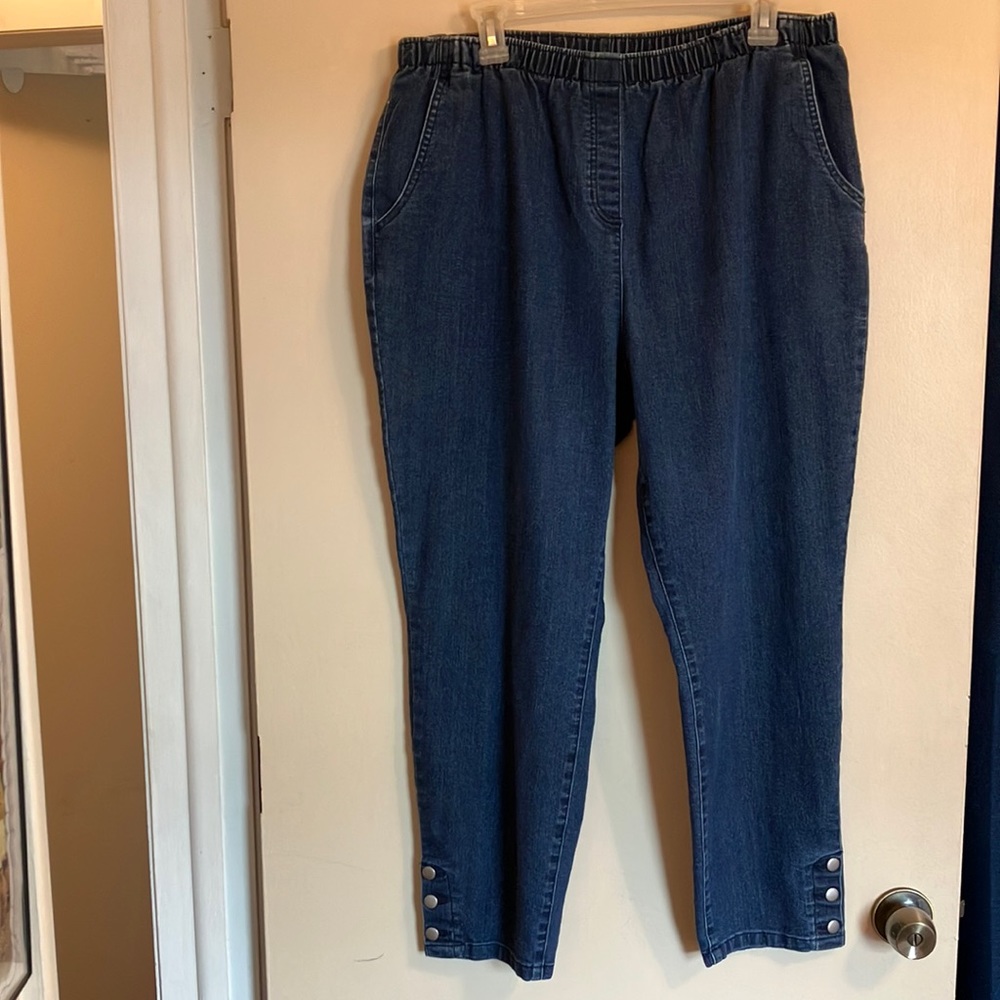 Pretty medium stonewashed studded jeans by Allison Daley, size 16, like new!